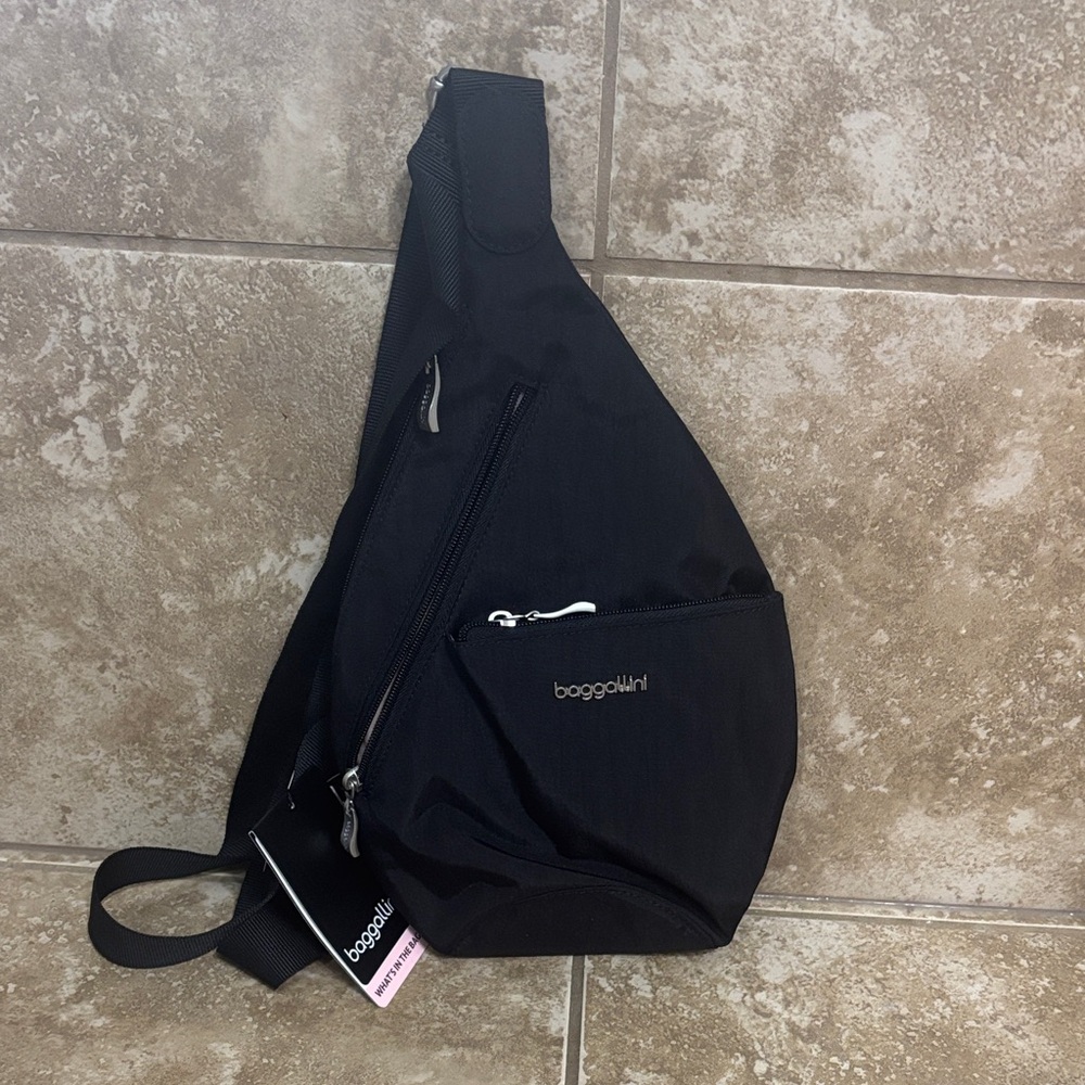 Baggallini Black Belt Bag